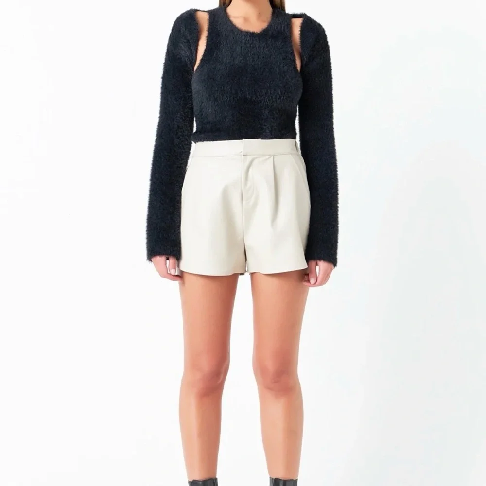 Grey Lab Zola Faux Leather Shorts Taupe Size L High Waist Tailored Shorts NWT
